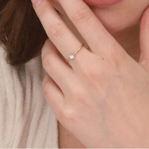 Dainty Solitare Ring